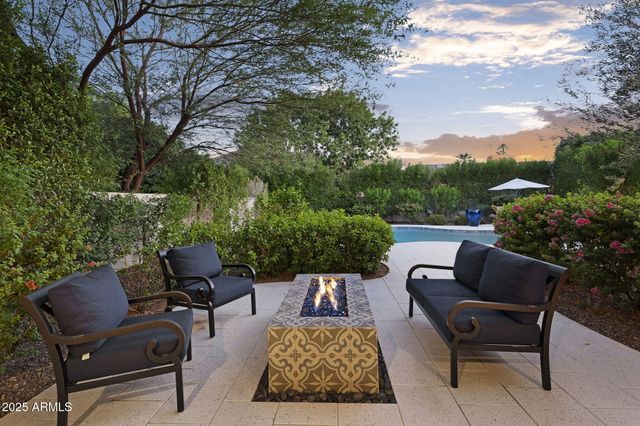 625 W Echo Lane, Phoenix, AZ 85021