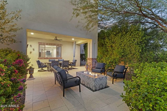 625 W Echo Lane, Phoenix, AZ 85021