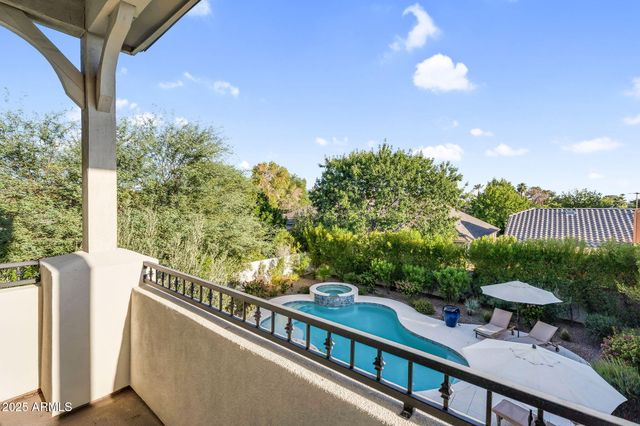 625 W Echo Lane, Phoenix, AZ 85021