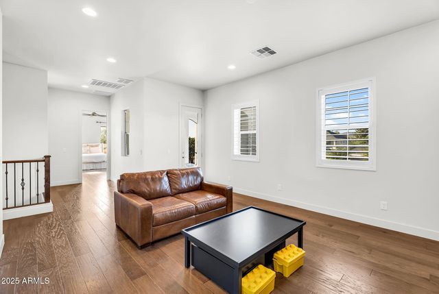 625 W Echo Lane, Phoenix, AZ 85021