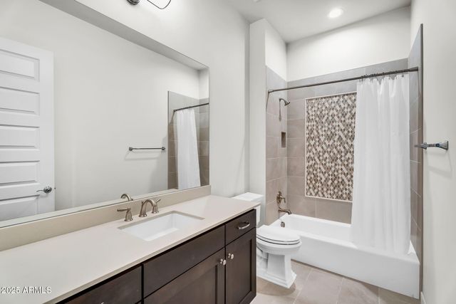 625 W Echo Lane, Phoenix, AZ 85021