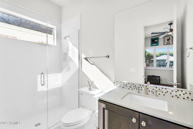 625 W Echo Lane, Phoenix, AZ 85021