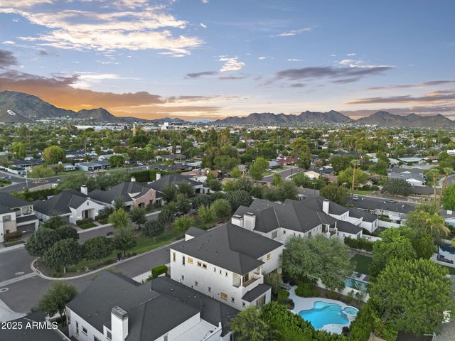 625 W Echo Lane, Phoenix, AZ 85021