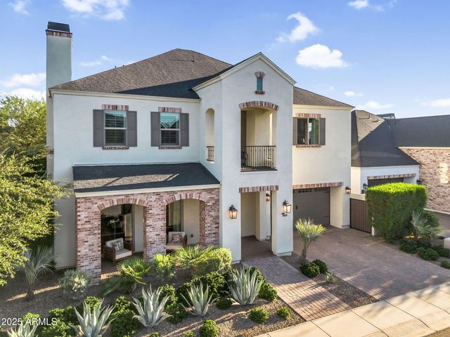 625 W Echo Lane, Phoenix, AZ 85021