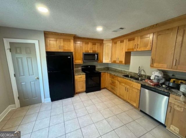 37 McIntosh Parkway, Newnan, GA 30263
