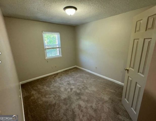 37 McIntosh Parkway, Newnan, GA 30263