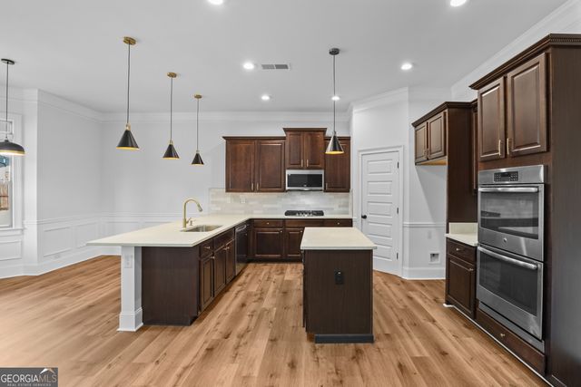 200 Snow Bird Drive, Hampton, GA 30228