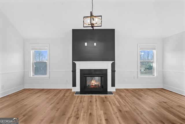 200 Snow Bird Drive, Hampton, GA 30228