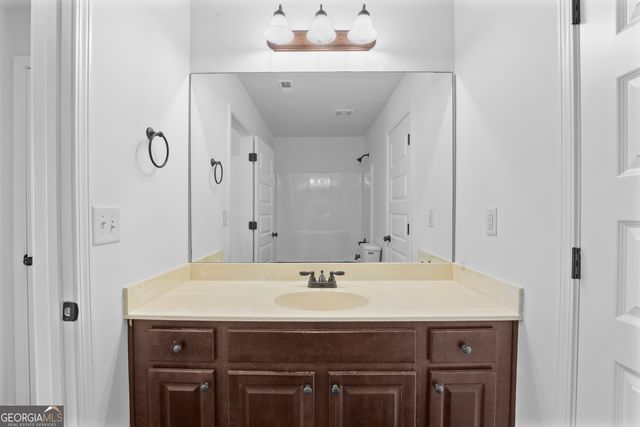 200 Snow Bird Drive, Hampton, GA 30228