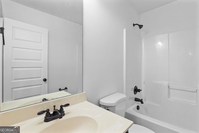 200 Snow Bird Drive, Hampton, GA 30228