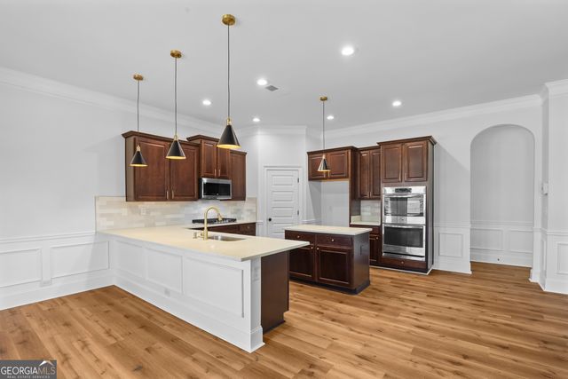 200 Snow Bird Drive, Hampton, GA 30228