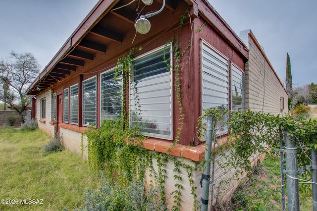 403 Poston Street, Rio Rico, AZ 85648