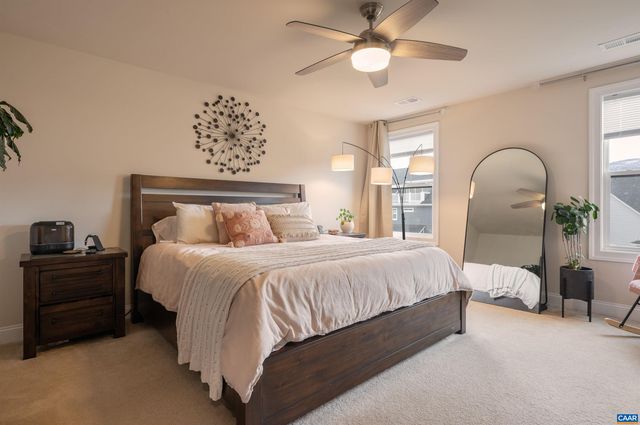 430 CLAIBOURNE RD, Crozet, VA 22932