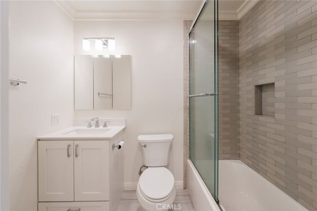 1701 Lake Street, Huntington Beach, CA 92648