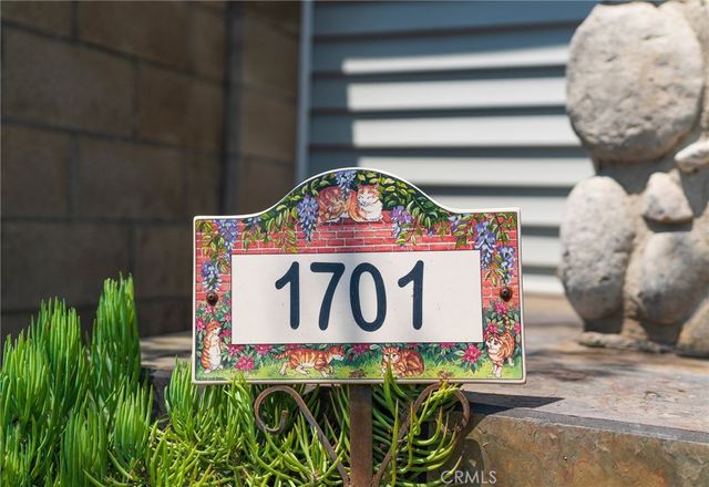 1701 Lake Street, Huntington Beach, CA 92648