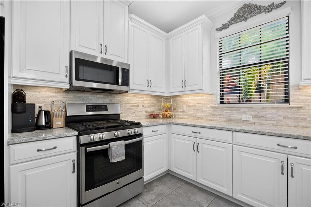 8280 Lucello TER N, NAPLES, FL 34114 — photo 5