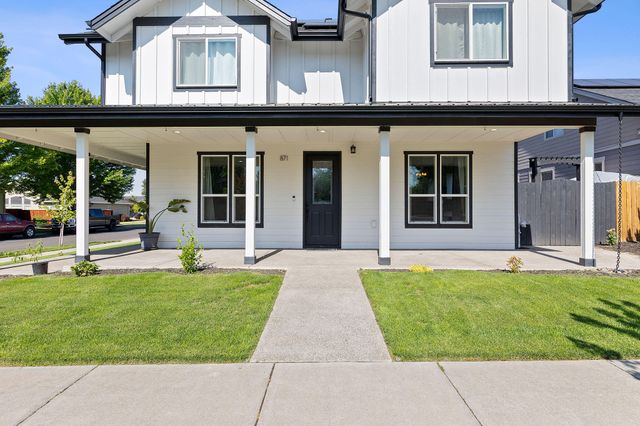 871 NE Whistle Way, Prineville, OR 97754