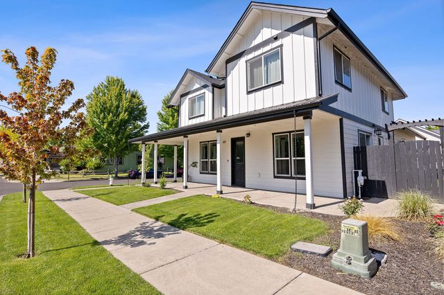 871 NE Whistle Way, Prineville, OR 97754