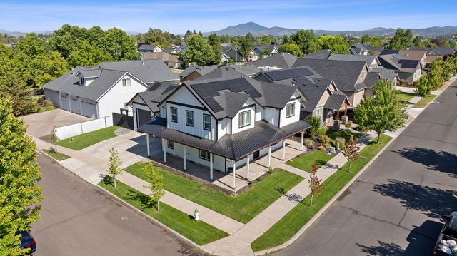 871 NE Whistle Way, Prineville, OR 97754