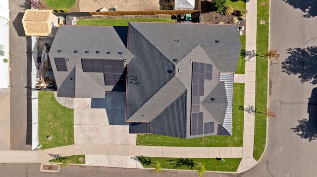 871 NE Whistle Way, Prineville, OR 97754