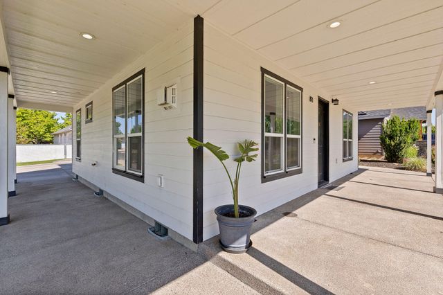871 NE Whistle Way, Prineville, OR 97754