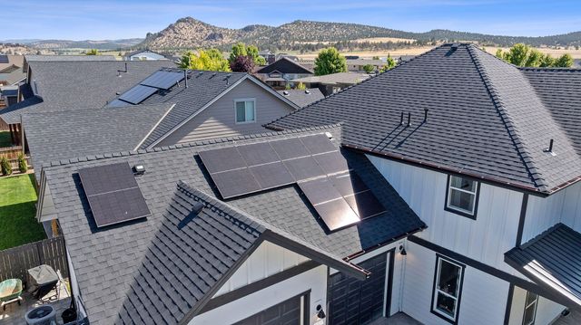 871 NE Whistle Way, Prineville, OR 97754