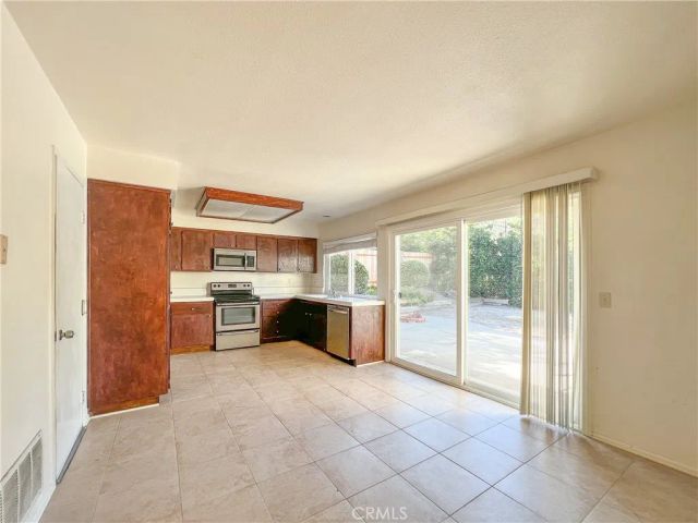 1359 Calle De Oro, Thousand Oaks, CA 91360