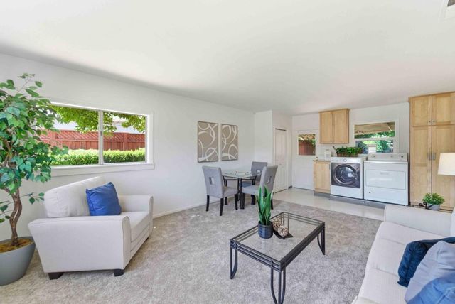 22051 Hibiscus Drive, Cupertino, CA 95014