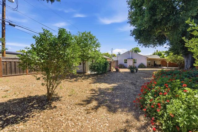 22051 Hibiscus Drive, Cupertino, CA 95014