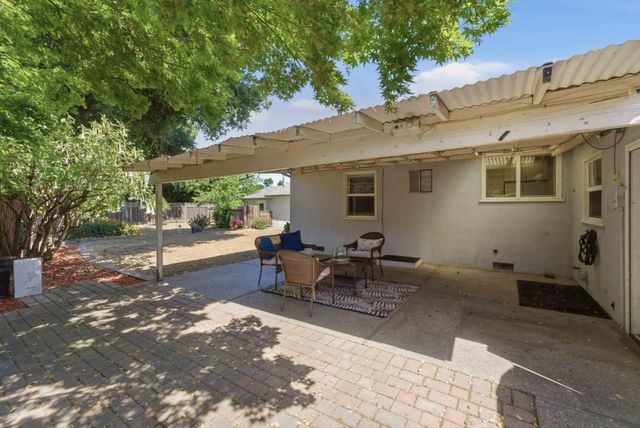 22051 Hibiscus Drive, Cupertino, CA 95014