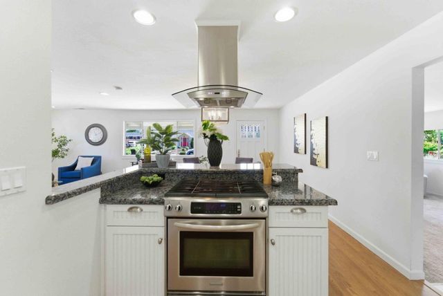 22051 Hibiscus Drive, Cupertino, CA 95014