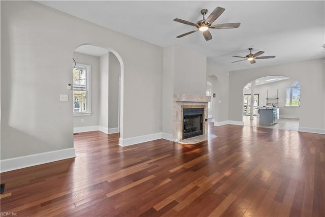421 E Pembroke AVE, Hampton, VA 23669