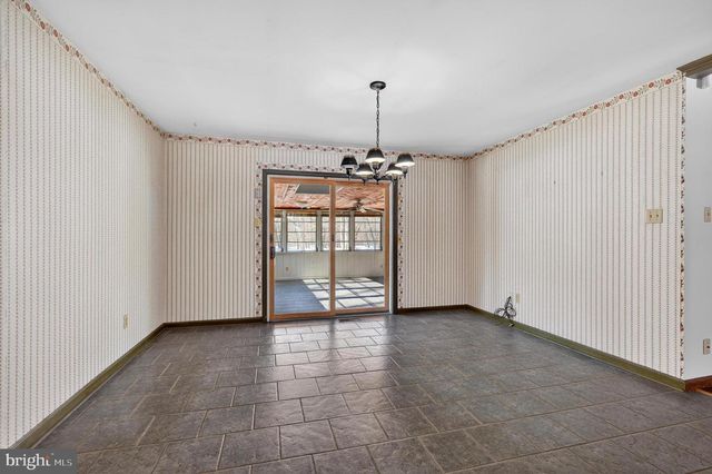 425 STOKES RD, Shamong, NJ 08088