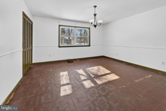 425 STOKES RD, Shamong, NJ 08088