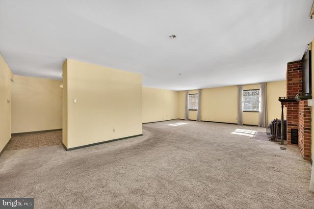 425 STOKES RD, Shamong, NJ 08088