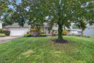 2379 Oak Trace Street, Youngstown, OH 44515
