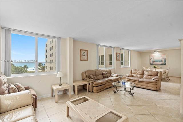 5005 Collins Ave 425, Miami Beach, FL 33140
