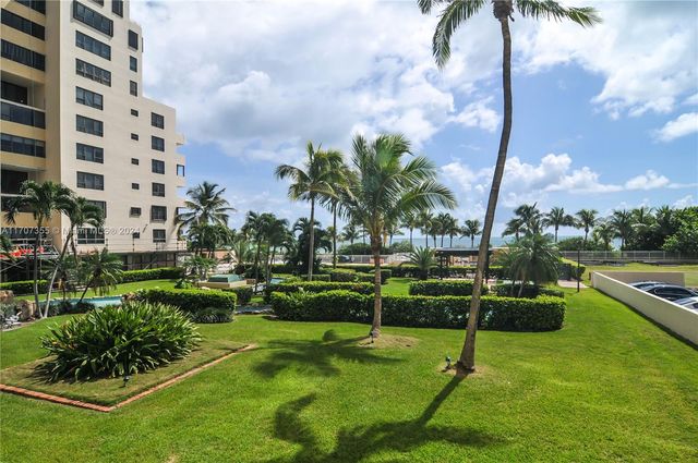 5005 Collins Ave 425, Miami Beach, FL 33140