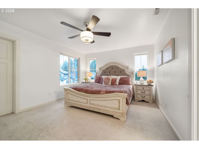 6230 Se GENROSA St, Hillsboro, OR 97123