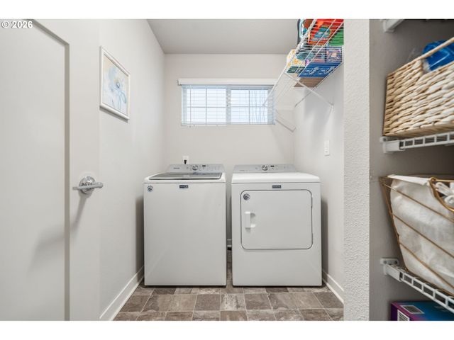 6230 Se GENROSA St, Hillsboro, OR 97123