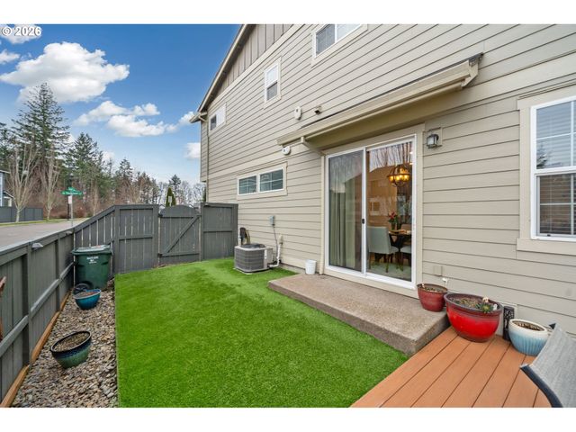 6230 Se GENROSA St, Hillsboro, OR 97123