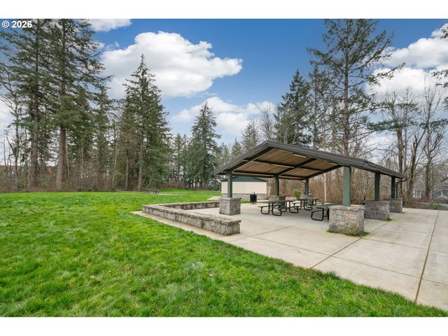6230 Se GENROSA St, Hillsboro, OR 97123