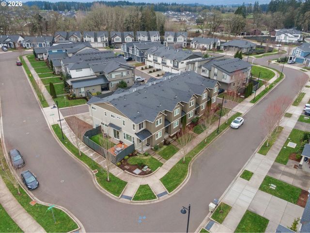 6230 Se GENROSA St, Hillsboro, OR 97123