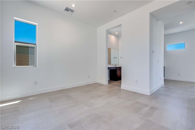 215 Sailing Sunset Way, Henderson, NV 89011