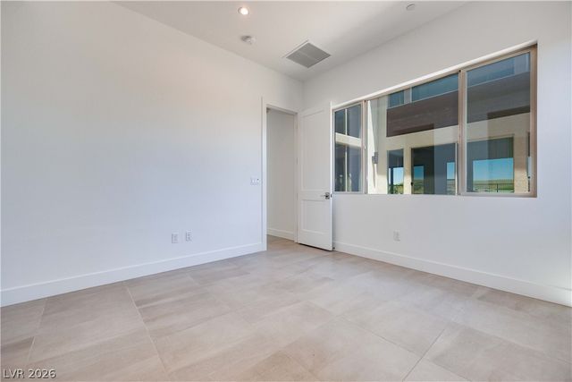 215 Sailing Sunset Way, Henderson, NV 89011
