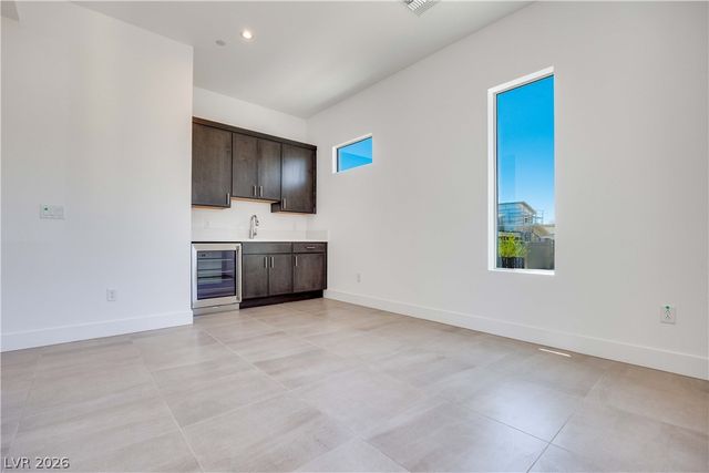215 Sailing Sunset Way, Henderson, NV 89011