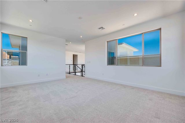 215 Sailing Sunset Way, Henderson, NV 89011