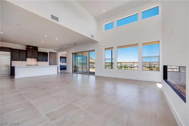 215 Sailing Sunset Way, Henderson, NV 89011