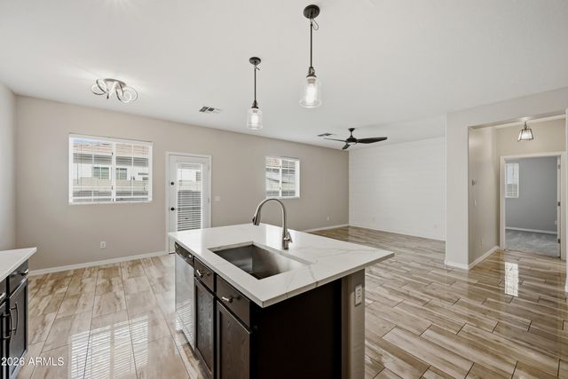 7505 S 27TH Way, Phoenix, AZ 85042