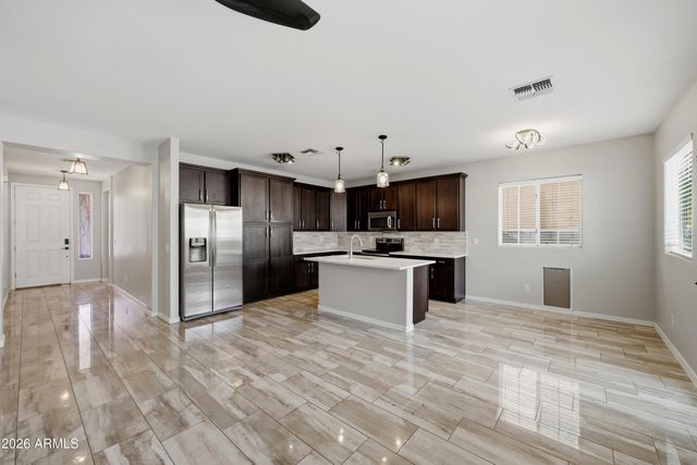 7505 S 27TH Way, Phoenix, AZ 85042
